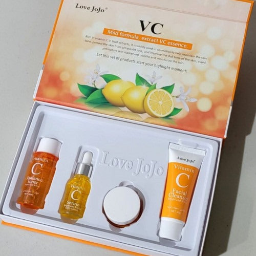 Kit facial Vitamina C (Limpiador · Tónico · Suero · Crema)